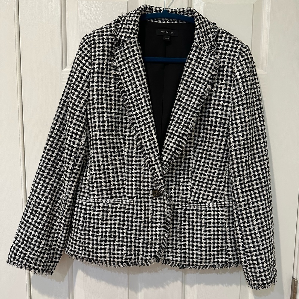 Ann Taylor Raw Edge Houndstooth Blazer 12 Tall - excellent condition